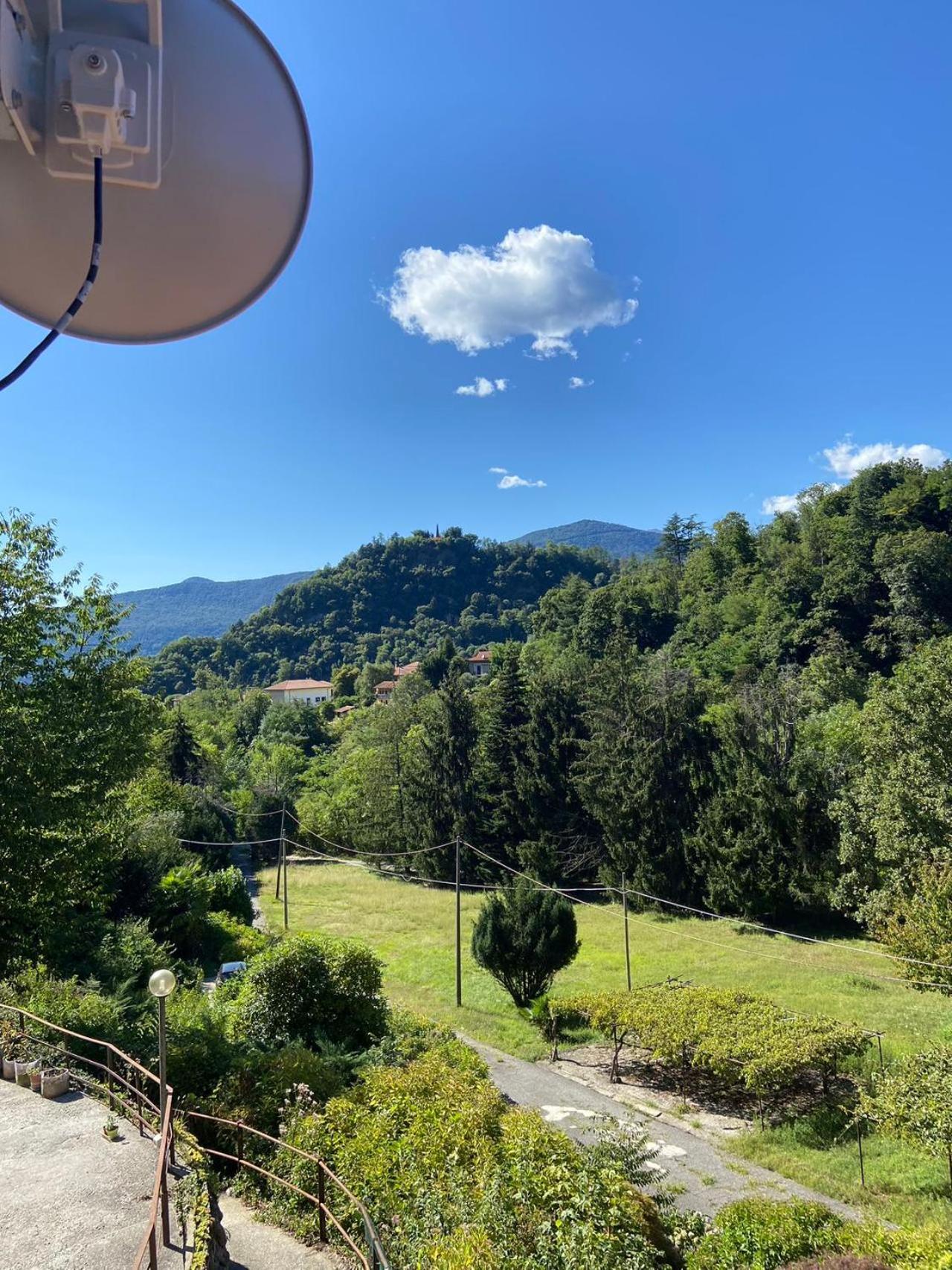 Natura Tra Bosco E Lago Castelveccana Exterior foto